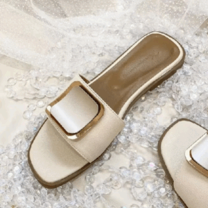 Kích Thước 35-42 Size Lớn Giày Nữ Đế Bằng Phong Cách Mới Dép Dép Mặc Ngoài Giày Thời Trang Giày Nữ Giày Sandal Giày Đế Bằng Dép Nữ Dép Nữ Dép Đế Bằng Dép Nữ Giày Sandal Đế Thấp